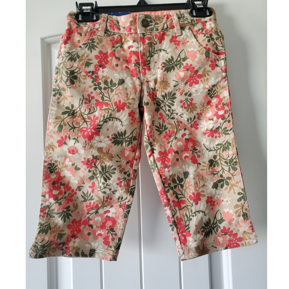 Floral crop pants size 5t